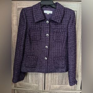 Tahari purple size 6 skirt and jacket suit set